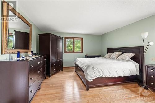 2062 Greys Creek Road, Ottawa, ON - Indoor Photo Showing Bedroom