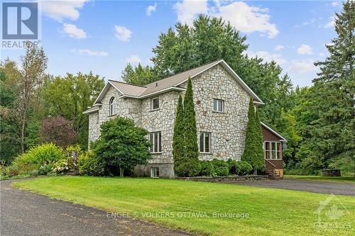 2062 Greys Creek Road, Ottawa, ON - Outdoor