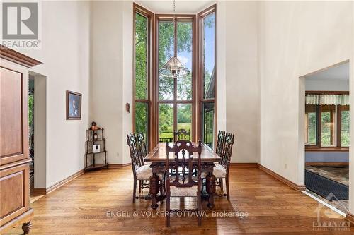 2062 Greys Creek Road, Ottawa, ON - Indoor Photo Showing Dining Room