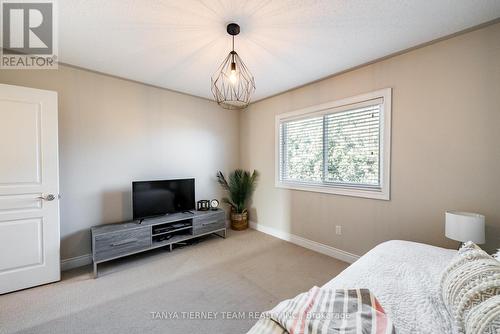 73 Baxter Street, Clarington (Bowmanville), ON - Indoor Photo Showing Bedroom