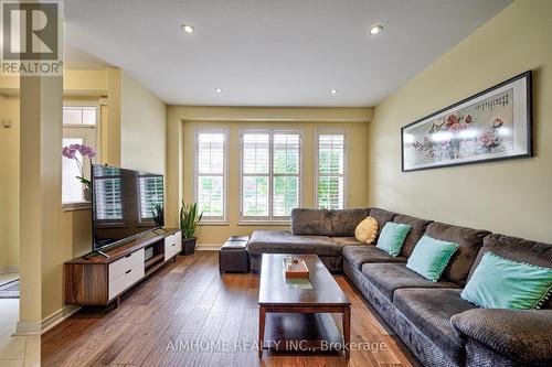 2959 Bur Oak Avenue, Markham, ON - Indoor Photo Showing Living Room