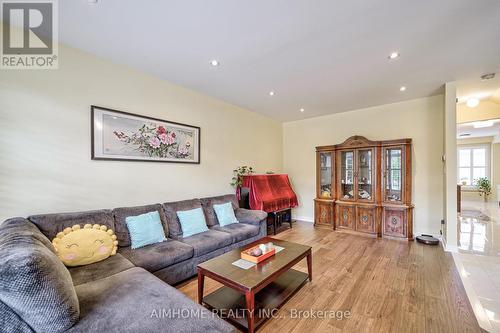 2959 Bur Oak Avenue, Markham, ON - Indoor Photo Showing Living Room