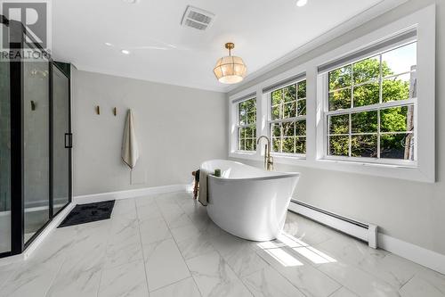 30 Winter Avenue, St. John'S, NL - Indoor Photo Showing Bathroom