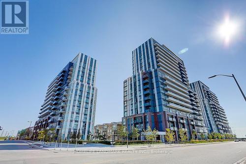 911 - 10 Honeycrisp Crescent, Vaughan, ON - Outdoor With Facade