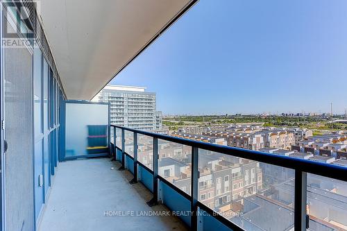 911 - 10 Honeycrisp Crescent, Vaughan, ON - Outdoor With View With Exterior