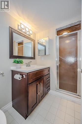 406 - 55 Kingsbridge Garden Circle, Mississauga (Hurontario), ON - Indoor Photo Showing Bathroom