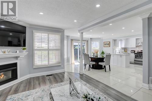 4414 Mayflower Drive, Mississauga, ON - Indoor Photo Showing Living Room With Fireplace