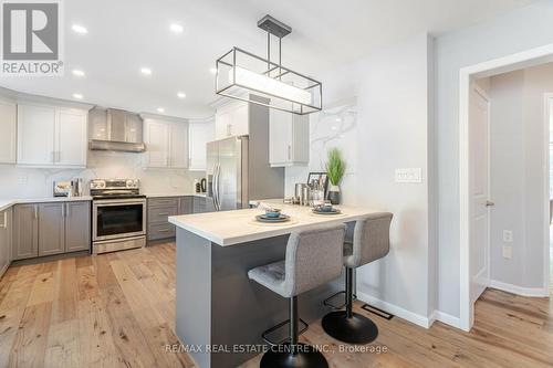 620 Hood Terrace, Milton (Coates), ON - Indoor Photo Showing Kitchen With Stainless Steel Kitchen With Upgraded Kitchen