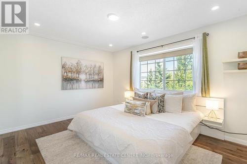 620 Hood Terrace, Milton (Coates), ON - Indoor Photo Showing Bedroom