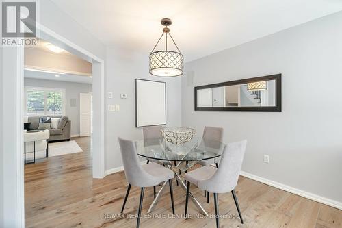 620 Hood Terrace, Milton (Coates), ON - Indoor Photo Showing Dining Room