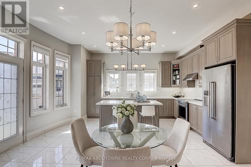 459 Threshing Mill Boulevard, Oakville, ON - Indoor Photo Showing Dining Room