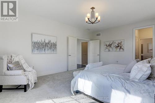 459 Threshing Mill Boulevard, Oakville, ON - Indoor Photo Showing Bedroom