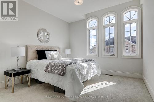 459 Threshing Mill Boulevard, Oakville, ON - Indoor Photo Showing Bedroom