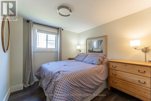 16 Cedar Dale Drive, Kawartha Lakes (Kirkfield), ON - Indoor Photo Showing Bedroom