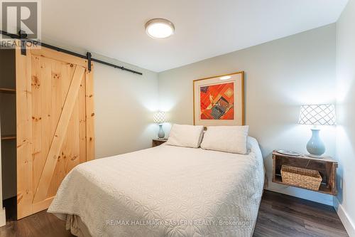 16 Cedar Dale Drive, Kawartha Lakes (Kirkfield), ON - Indoor Photo Showing Bedroom