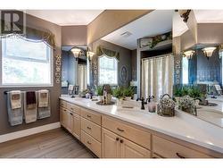 Huge main floor full bathroom - 