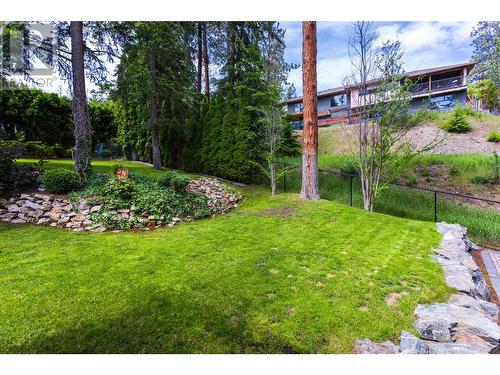 fence, park-like rear yard - 1831 Horizon Drive, West Kelowna, BC - Outdoor