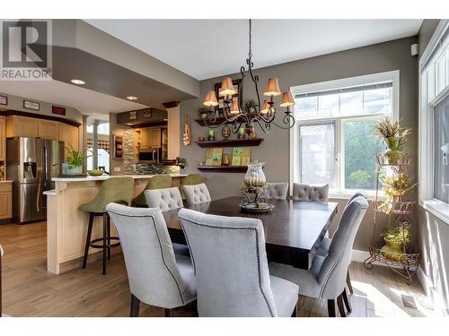 1831 Horizon Drive, West Kelowna, BC - Indoor Photo Showing Dining Room