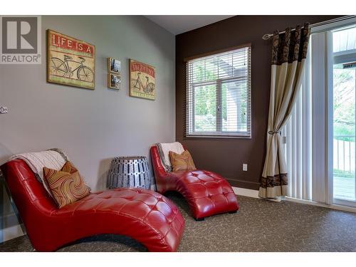 1831 Horizon Drive, West Kelowna, BC - Indoor Photo Showing Bedroom