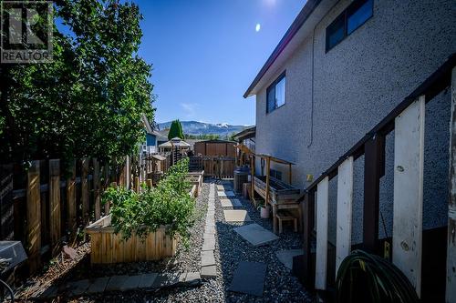 897 Windbreak Street, Kamloops, BC - Outdoor With Exterior