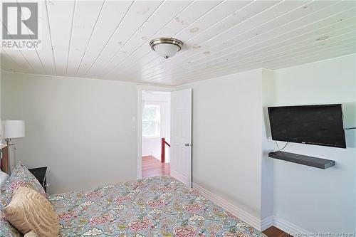 892 Pleasant Drive, Minto, NB - Indoor Photo Showing Bedroom