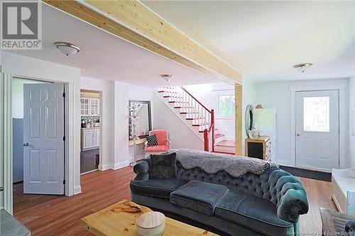 892 Pleasant Drive, Minto, NB - Indoor Photo Showing Living Room