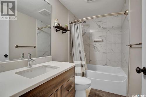 503 Pichler Way, Saskatoon, SK - Indoor Photo Showing Bathroom