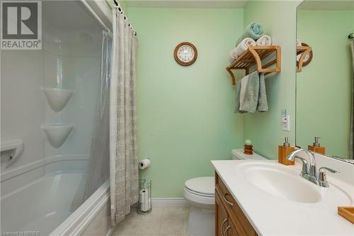 6 Gagnon Court, North Bay, ON - Indoor Photo Showing Bathroom