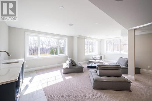 157 Windermere Road, London, ON - Indoor Photo Showing Living Room