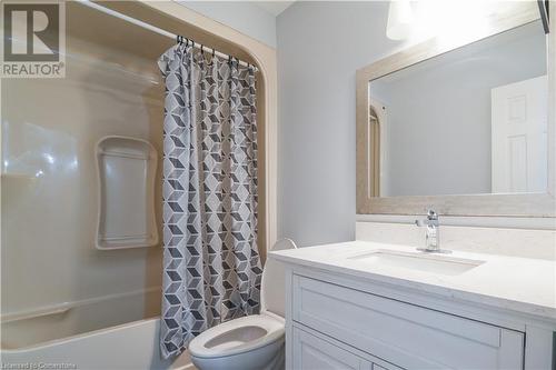 199 Saginaw Parkway Unit# 11, Cambridge, ON - Indoor Photo Showing Bathroom