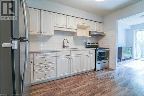 199 Saginaw Parkway Unit# 11, Cambridge, ON - Indoor Photo Showing Kitchen