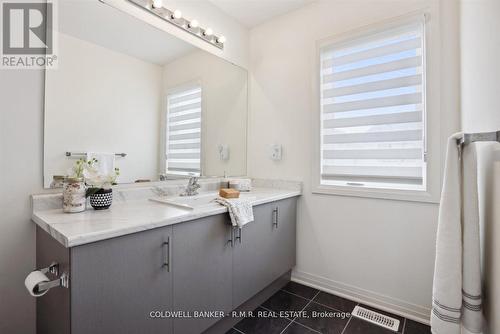 62 Clipper Lane, Clarington (Bowmanville), ON - Indoor Photo Showing Bathroom