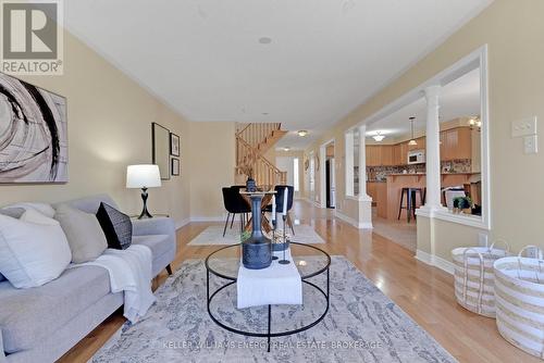 27 Tracey Court, Whitby (Taunton North), ON - Indoor Photo Showing Living Room