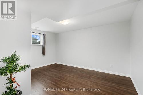 1147 Clover Avenue, Windsor, ON - Indoor Photo Showing Other Room