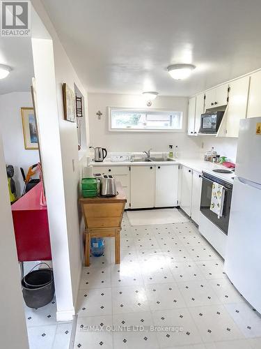 103 Second Street, Deseronto, ON - Indoor Photo Showing Kitchen With Double Sink