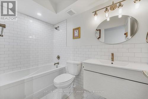 1401 - 3000 Bathurst Street, Toronto (Englemount-Lawrence), ON - Indoor Photo Showing Bathroom