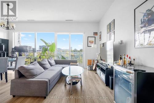 403 - 20 Tubman Avenue, Toronto (Regent Park), ON - Indoor Photo Showing Living Room