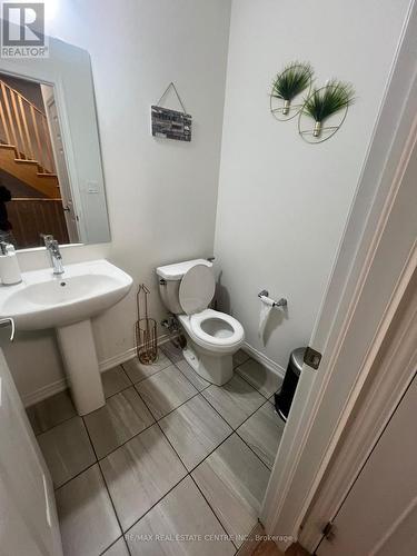 2558 Barbarolli Path, Oshawa (Windfields), ON - Indoor Photo Showing Bathroom