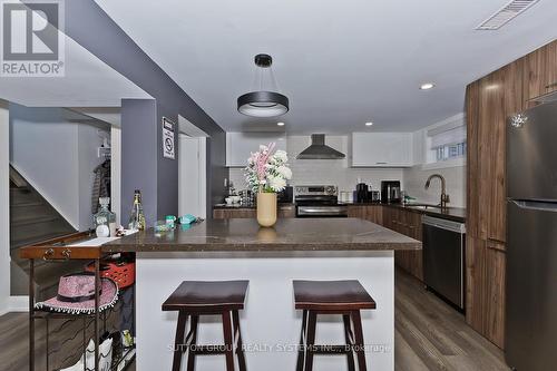 147 Lasalle Avenue, Oshawa (Central), ON - Indoor Photo Showing Kitchen With Stainless Steel Kitchen With Upgraded Kitchen