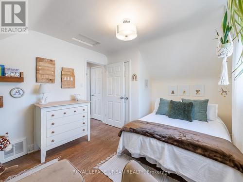 93 Hadrian Drive, Toronto (Elms-Old Rexdale), ON - Indoor Photo Showing Bedroom