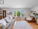 93 Hadrian Drive, Toronto (Elms-Old Rexdale), ON  - Indoor Photo Showing Living Room 