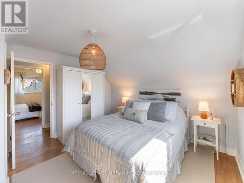 93 Hadrian Drive, Toronto (Elms-Old Rexdale), ON - Indoor Photo Showing Bedroom