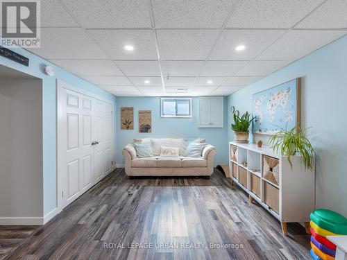 93 Hadrian Drive, Toronto (Elms-Old Rexdale), ON - Indoor Photo Showing Bedroom