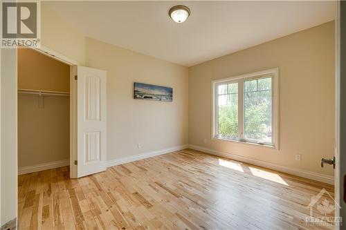 99 Muirfield Court, Ottawa, ON - Indoor Photo Showing Other Room