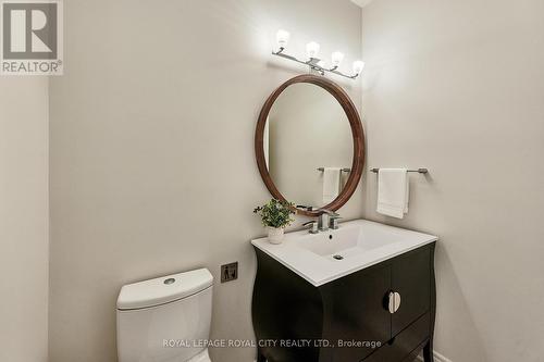 #7 - 25 Manor Park Crescent, Guelph (Old University), ON - Indoor Photo Showing Bathroom