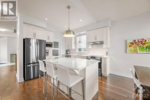 862 Oat Straw Way, Ottawa, ON - Indoor Photo Showing Kitchen With Upgraded Kitchen