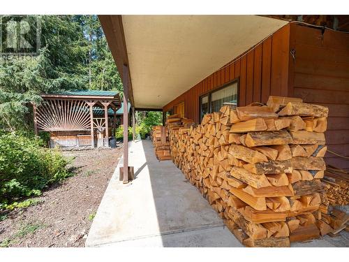 1195 Kirkpatrick Road, Tappen, BC - Outdoor