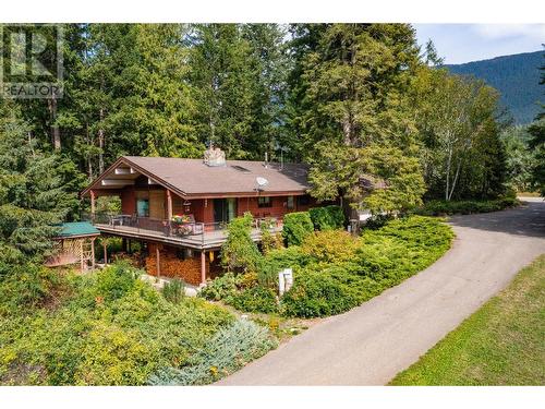 1195 Kirkpatrick Road, Tappen, BC - Outdoor