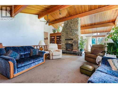 1195 Kirkpatrick Road, Tappen, BC - Indoor Photo Showing Living Room With Fireplace