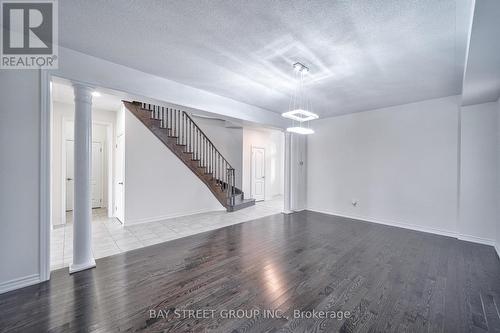 10 Rugman Crescent, Springwater (Minesing), ON - Indoor Photo Showing Other Room